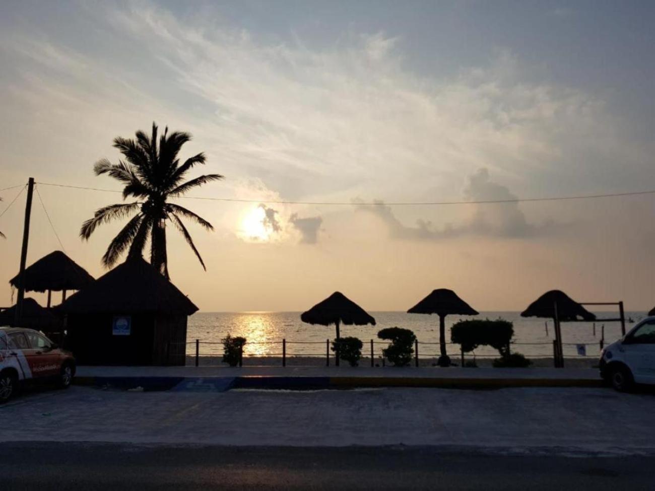 Beautiful Home By The Beach - 3Bedrooms, 2.5Baths Cancún Exteriör bild